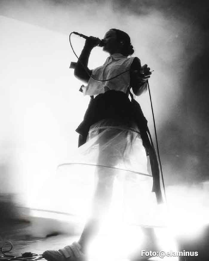  - Ela Minus, la colombiana nominada al Latin Grammy que conquistó la electrónica