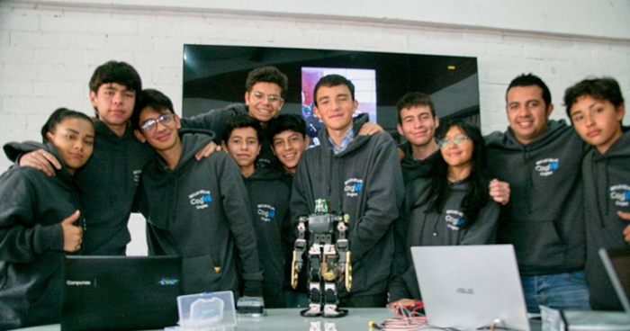  - El colegio público de Cogua que le dio la pelea a otras instituciones en Japón con su robot