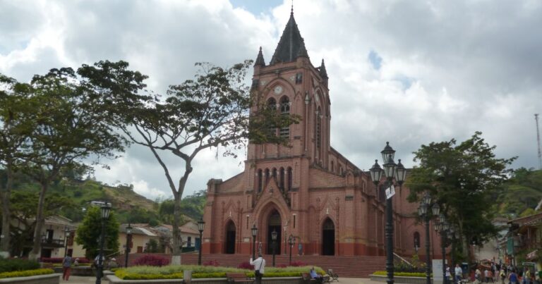 San Roque - Cómo llegar al pueblo de Antioquia famoso por su panela y que está muy cerca de Medellín