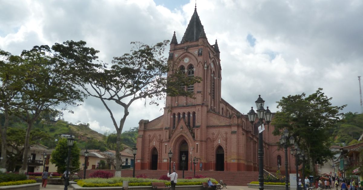 Cómo llegar al pueblo de Antioquia famoso por su panela y que está muy cerca de Medellín