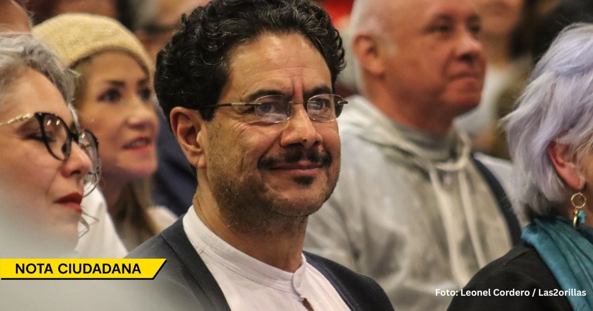 El peso de la filosofía en la campaña presidencial de Iván Cepeda