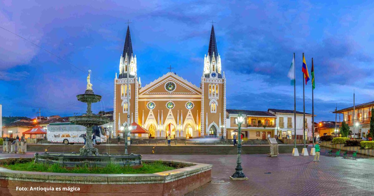 Abejorral el pueblo de Antioquia con calles coloniales, resguardado por montañas y que pocos conocen