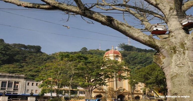 Fredonia - El acogedor pueblito de Antioquia ideal para los amantes de la aventura, está muy cerca de Medellín