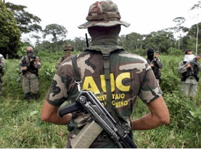  - Enfrentado paras, empresarios corruptos y rastreando sus bienes avanza la justicia transicional de la Fiscalía