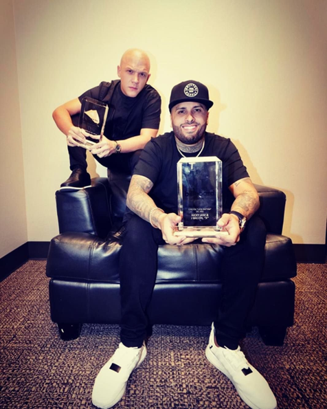  - El paisa que empezó vendiendo en el hueco de Medellín y terminó llenando El Campín con sus artistas