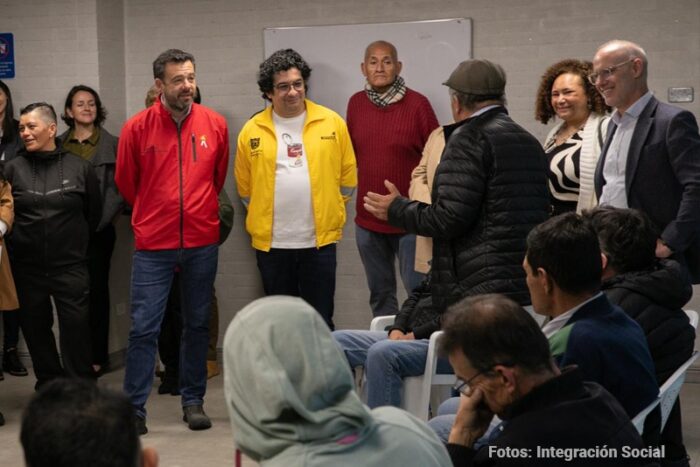  - Inspirado en los albergues gratuitos de Brasil Galán inauguró hospedaje social para exhabitantes de calle en Bogotá