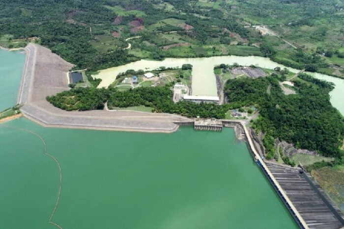 El nuevo escándalo que sacude la hidroeléctrica Urrá: multimillonaria pérdida por sospechosas rebajas a la energía - -- Las2orillas - El nuevo escándalo que sacude la hidroeléctrica Urrá: multimillonaria pérdida por sospechosas rebajas a la energía