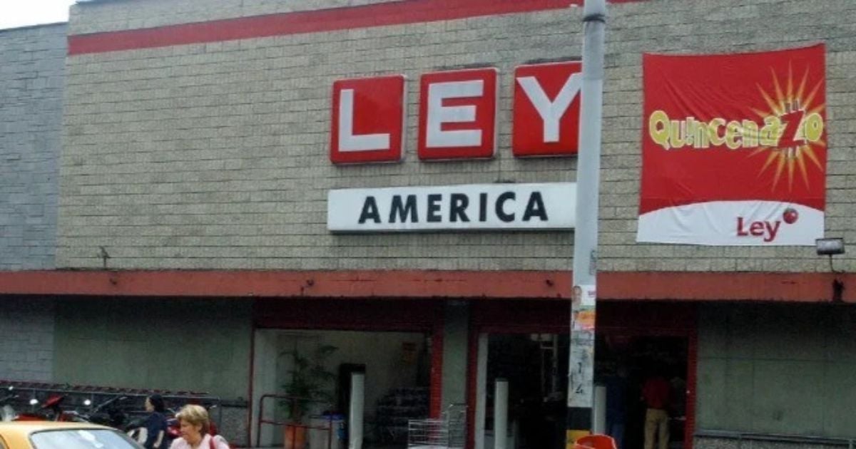 El derrumbe de almacenes LEY, una tienda que duró un siglo como la más querida del país