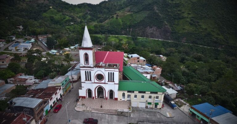Bituima - El desconocido pueblo de Cundinamarca cerca a Bogotá, ideal para disfrutar de un buen clima y piscinas