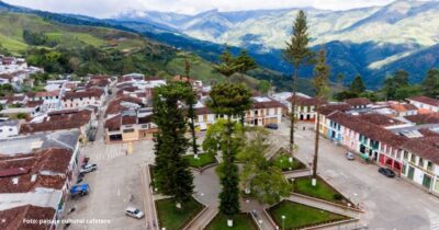 Cómo llegar al escondido pueblo del Valle lleno de bosques, un lugar ideal para los amantes de las aventuras - -- Las2orillas El Cairo - Cómo llegar al escondido pueblo del Valle lleno de bosques, un lugar ideal para los amantes de las aventuras