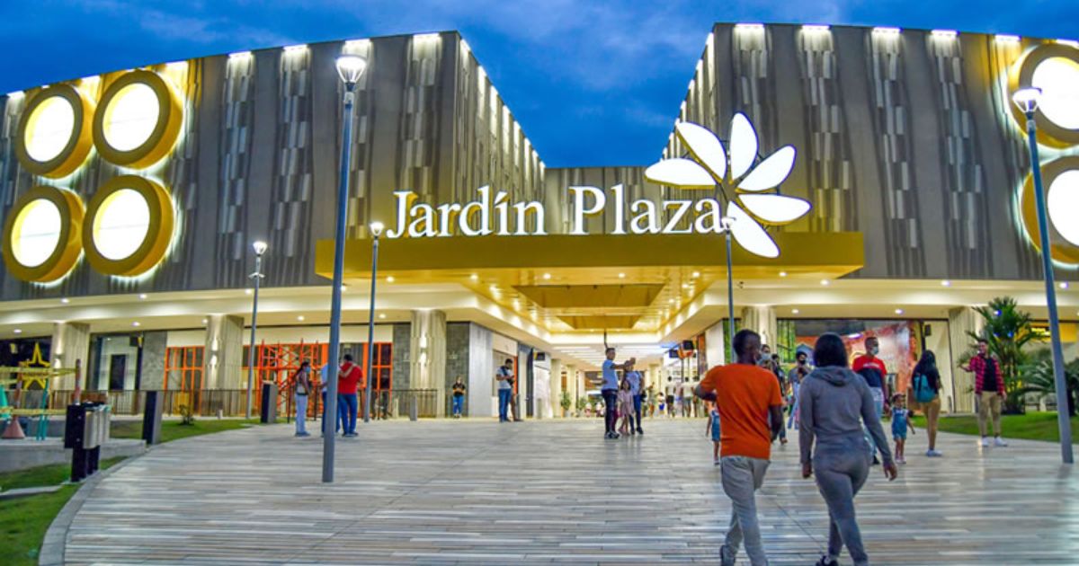 El histórico centro comercial de Cali que brilla entre los 10 primeros de lujo en el país