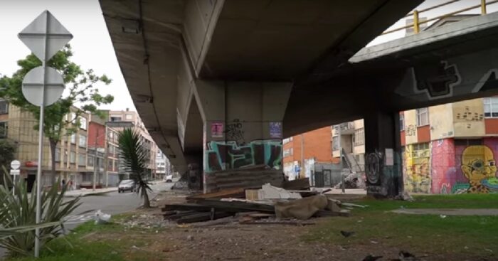 La exconcejal Lucía Bastidas logró el primer avance del plan para recuperar y sacar del abandono 17 bajopuentes - -- Las2orillas La exconcejal