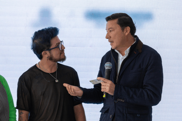 El paso histórico de la Registraduría hacia la inclusión de no binarios y trans en la cédula y demás documentos oficiales - -- Las2orillas la Registraduría