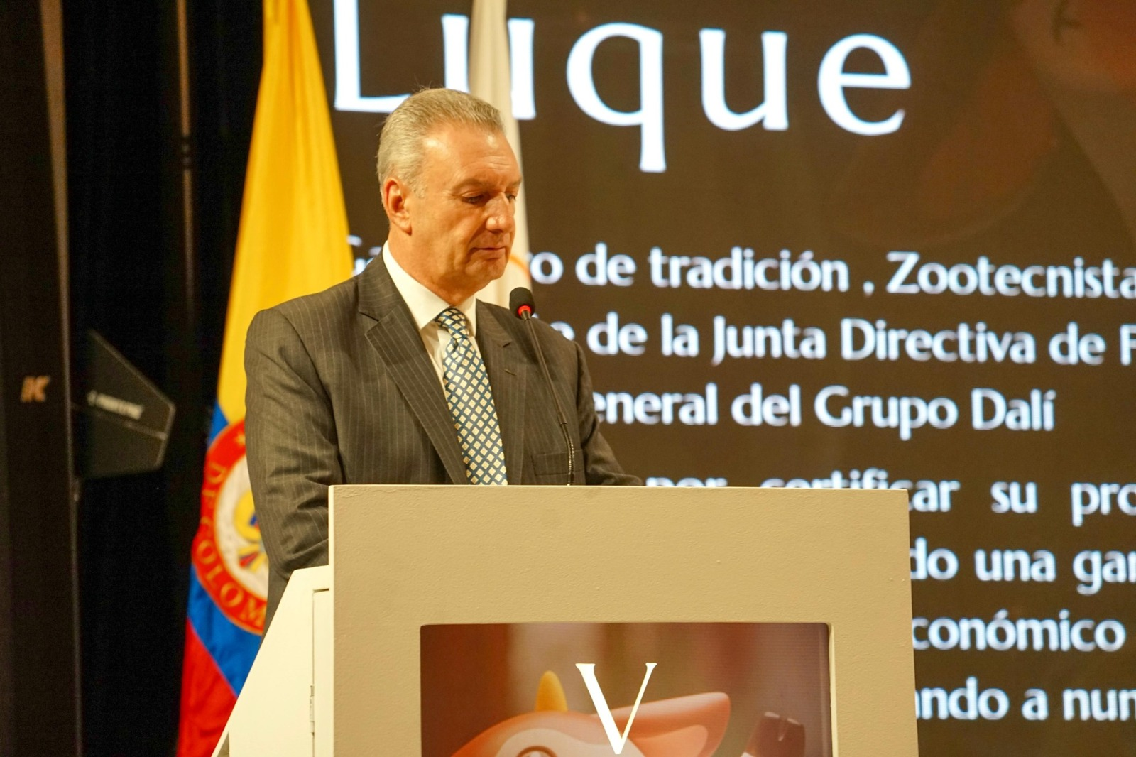 Así fue como el programa Una Vaca por la paz logró la donación de 1500 vacas para entregárselas a familias campesinas humildes - -- Las2orillas - Así fue como el programa Una Vaca por la paz logró la donación de 1500 vacas para entregárselas a familias campesinas humildes