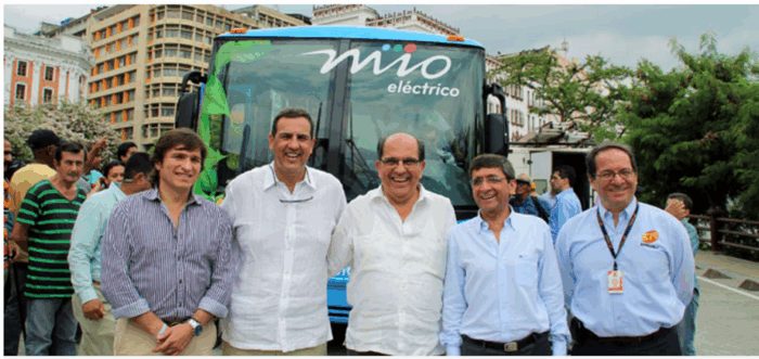 La empresa caleña que fabricó los carruajes eléctricos de Cartagena que reemplazan los coches de caballos - -- Las2orillas Bus eléctrico