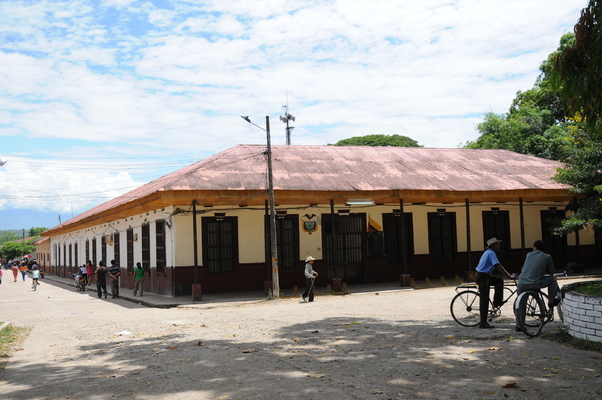 Cómo llegar al tranquilo pueblito del Tolima rodeado de montañas, con cascadas e imponentes paisajes