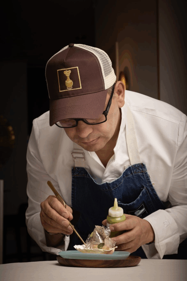  - El chef colombiano que con una suculenta sobrebarriga típica impulsó a un restaurante en España a conseguir su estrella Michelin