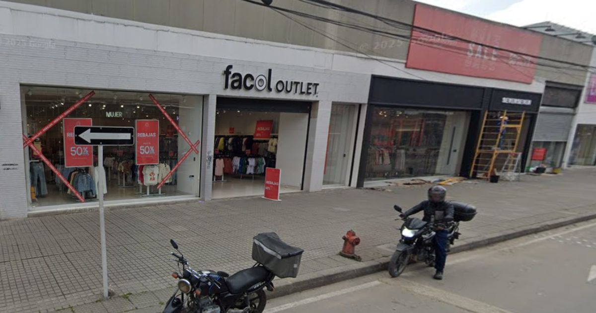 El outlet en Bogotá para conseguir prendas por menos de  mil, ideal para adelantar los regalos navideños