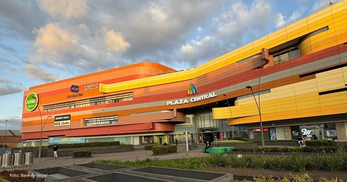Ellos son la mente maestra detrás de Plaza Central, famoso centro comercial que le montó pelea a los outlets