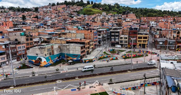 Después de 6 años de retrasos, sobrecostos y 23 modificaciones, Suba estrena vía que le costó a Bogotá 0 mil millones - -- Las2orillas modificaciones