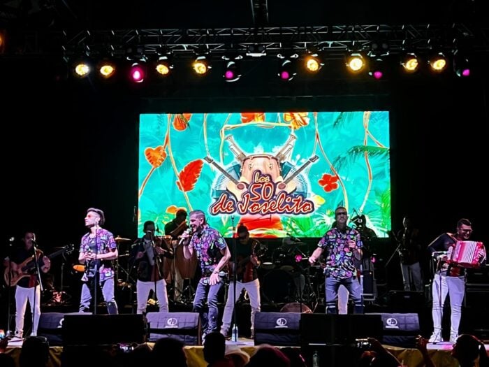 La historia de Los 50 de Joselito, el fenómeno musical que se pone de moda cada diciembre - -- Las2orillas - La historia de Los 50 de Joselito, el fenómeno musical que se pone de moda cada diciembre