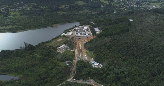 Moñona del Acueducto de Bogotá: les ganó una pelea de $ 67 mil millones a brasileros y colombianos - -- Las2orillas - Moñona del Acueducto de Bogotá: les ganó una pelea de $ 67 mil millones a brasileros y colombianos