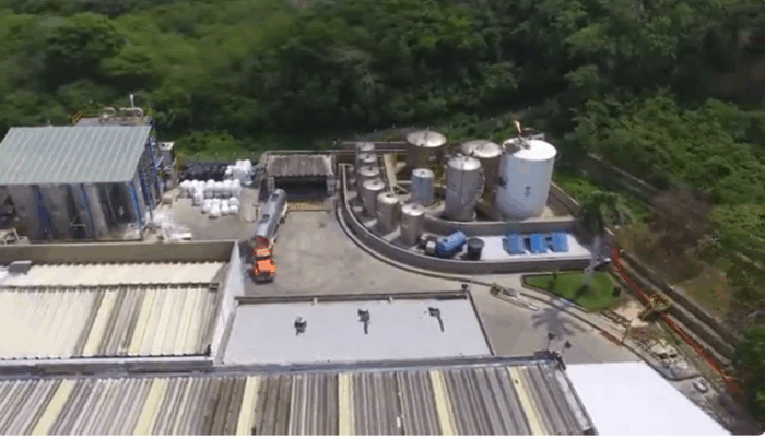 Con una monumental cubierta la fábrica de laminados Lamitech impone récord de generación de energía solar - -- Las2orillas - Con una monumental cubierta la fábrica de laminados Lamitech impone récord de generación de energía solar