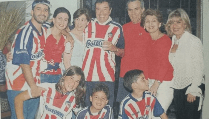 La historia del Junior de Barranquilla, el equipo que creó una mujer y que la familia Char llevó a la gloria - -- Las2orillas - La historia del Junior de Barranquilla, el equipo que creó una mujer y que la familia Char llevó a la gloria