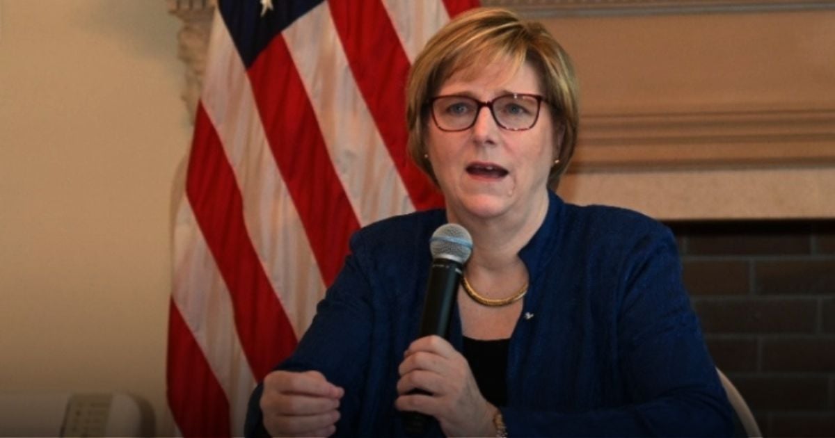 Desde Bogotá, los gringos manejarán sus relaciones con Venezuela con una curtida diplomática de armas tomar