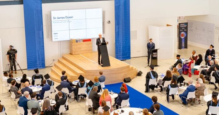 Graduación Instituto Dyson