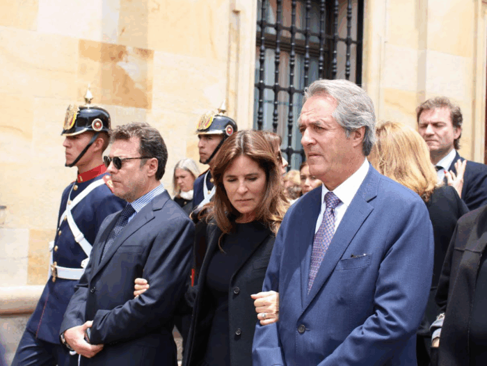 Una gira monumental de esculturas y pinturas de Fernando Botero inició en Singapur - -- Las2orillas - Una gira monumental de esculturas y pinturas de Fernando Botero inició en Singapur