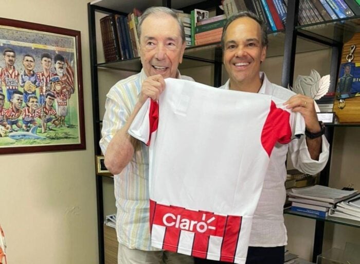 Con un millonario matrimonio Fuad Char y Carlos Slim quieren poner a volar al Junior y a Claro - -- Las2orillas Con un millonario matrimonio Fuad Char y Carlos Slim quieren poner a volar al Junior y a Claro