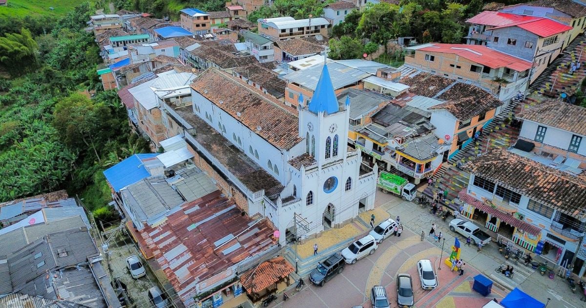 Este el pequeño pueblito del Valle que está conquistando con sus paisajes e impresionantes miradores