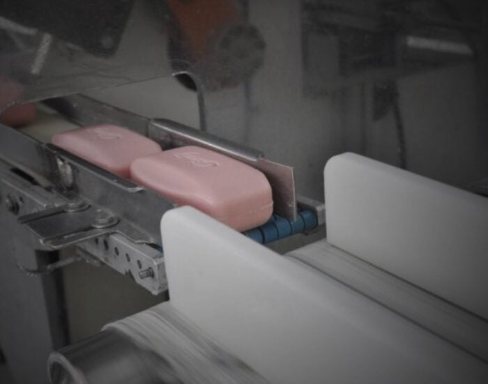  - Azul K, la marca de jabón bogotano que nació en San Victorino y hoy produce 72 mil toneladas cada año