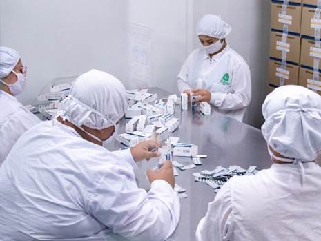  - El salvavidas de 3 mil millones que el Gobierno Petro le tiró a la U. de Antioquia para que produzca medicamentos