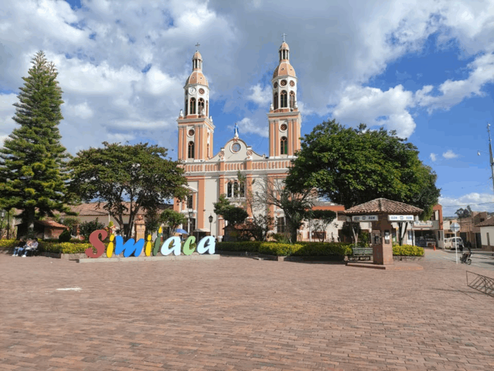  - El pueblo de Cundinamarca que enamora por sus paisajes llenos de cascadas y la amabilidad de su gente