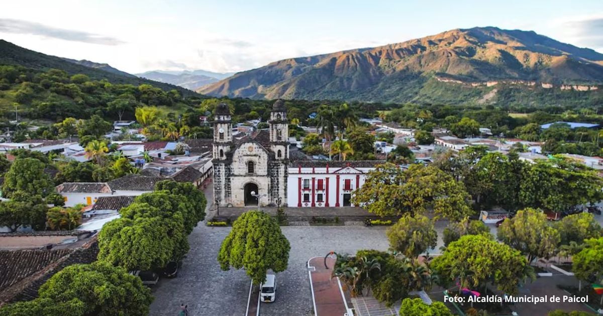  - Este pueblo colombiano está enamorando a sus visitantes por sus paisajes entre montañas y sus platos típicos