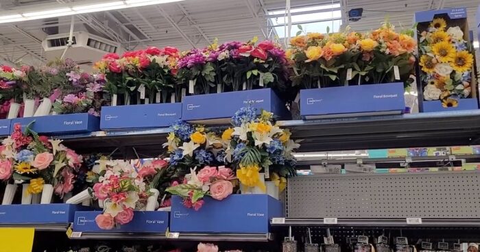 - La empresa paisa que con decenas de trabajadores discapacitados pone millones de bouquets en EE. UU.