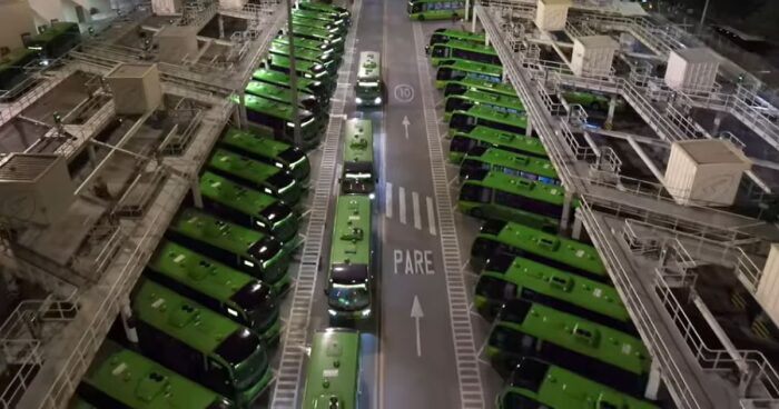  - La empresa de casi 200 buses que manejan solo mujeres se volvió un ejemplo de transporte en Bogotá y dio ganancias