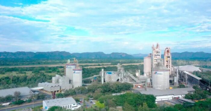 El multimillonario negocio para que Cemex Colombia quedara en manos de la suiza Holcim - El multimillonario negocio para que Cemex Colombia quedara en manos de la suiza Holcim