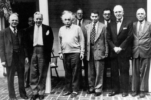 El día que Mario Laserna, abuelo de Paloma Valencia, convenció a Albert Einstein a soñar en la Universidad de Los Andes - -- Las2orillas.co: Historias, voces y noticias de Colombia - El día que Mario Laserna, abuelo de Paloma Valencia, convenció a Albert Einstein a soñar en la Universidad de Los Andes
