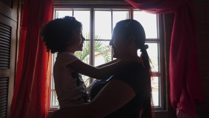 Las causas detrás de los 67.779 niños y niñas con derechos vulnerados en Colombia y que hoy se recuerdan en su día