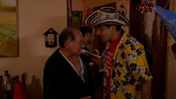 El actor de Don Chinche y Vecinos que descubrió a los 25 años que era adoptado y a sus 80 aún busca a su madre biológica