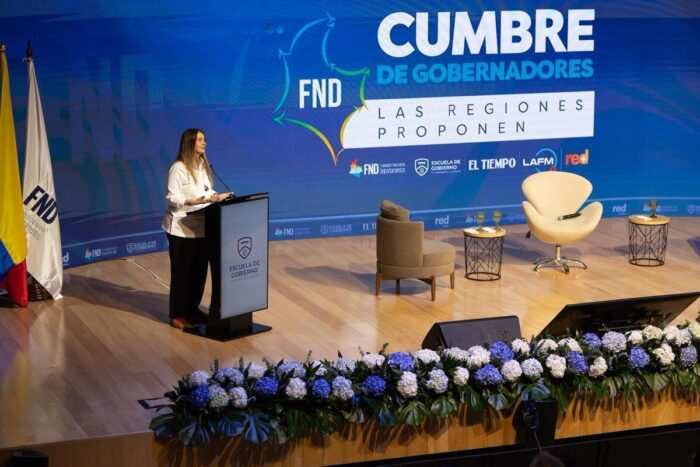  - El "libro blanco" el documento que redefine el poder en Colombia: las regiones le hablan de frente al próximo presidente