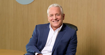  - Carlos Mario Giraldo soportó el golpe laboral por la llegada de los Calleja, hasta alcanzar su jubilacion