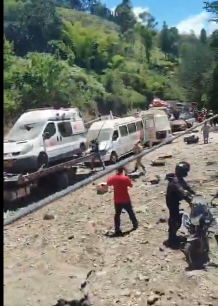 Qué hay detrás del atentado en la vía Panamericana y la ola de violencia en Cauca y Valle del Cauca