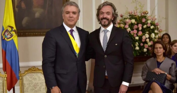 La madrina política de Juan Daniel Oviedo que lo conectó con el Centro Democrático y el poder político - -- Las2orillas.co: Historias, voces y noticias de Colombia - La madrina política de Juan Daniel Oviedo que lo conectó con el Centro Democrático y el poder político
