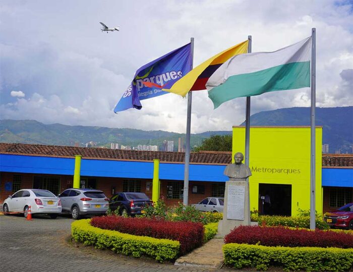  - Con 43 investigaciones penales y disciplinarias aterriza el polémico Daniel Quintero en la Superintendencia de Salud