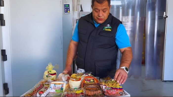  - El paisa que llegó con 30 euros a España y hoy vende 5 millones de Euros en chorizos y arepas en Europa