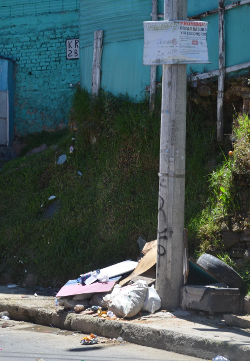 Los cerros orientales se están ahogando entre la basura y el olvido - Los cerros orientales se están ahogando entre la basura y el olvido